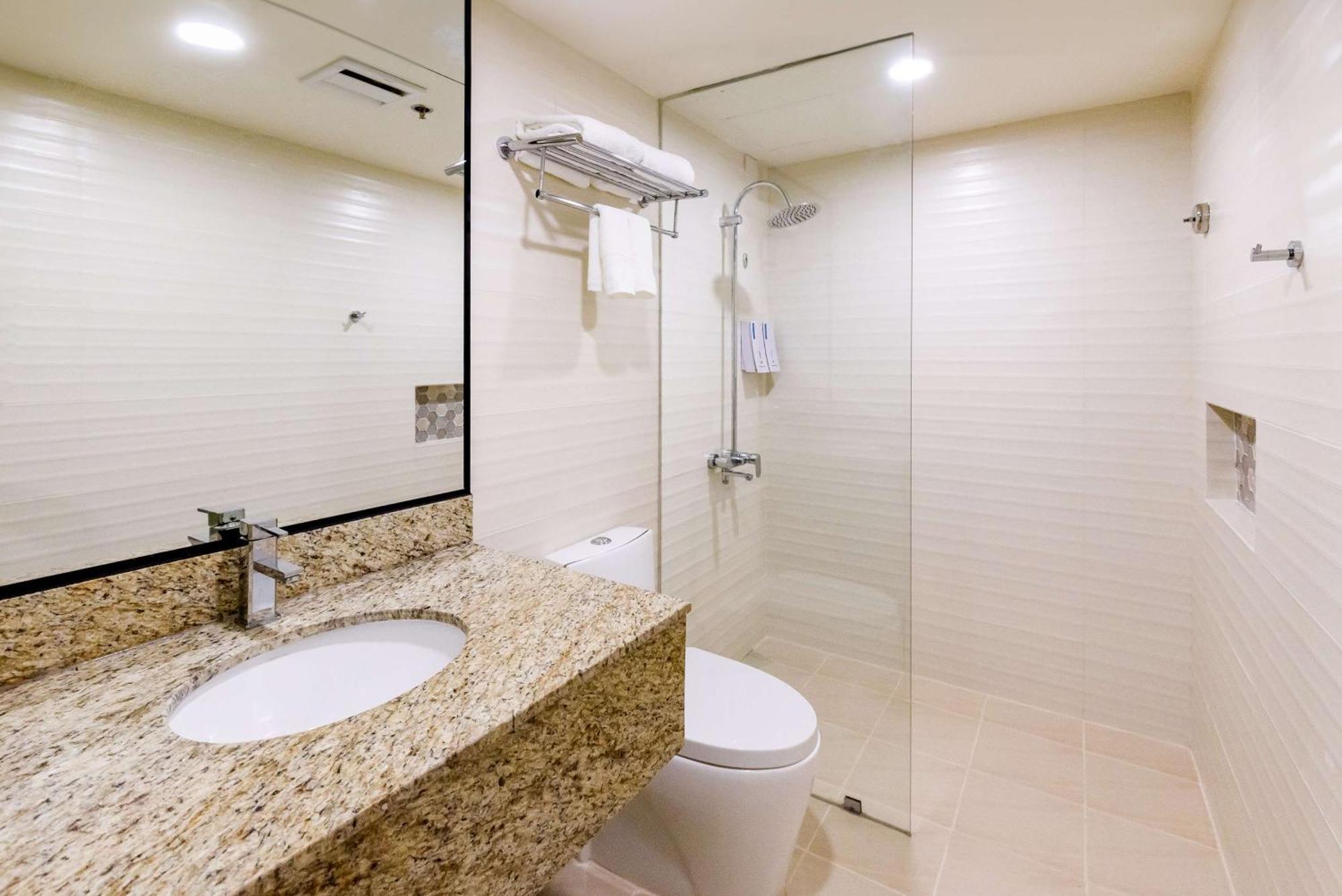 Surestay Plus By Best Western Cebu City المظهر الخارجي الصورة